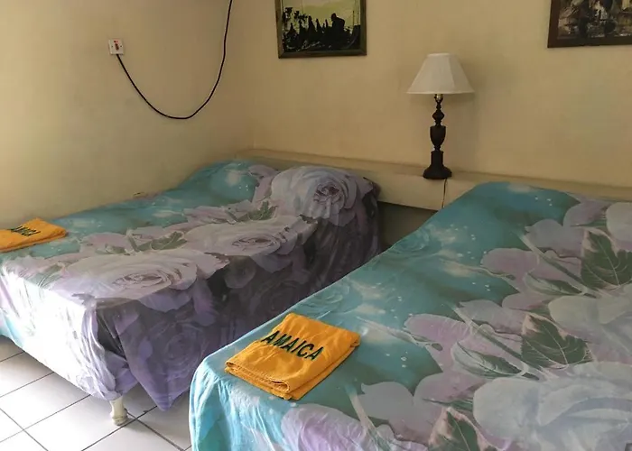 Deluxe Club & Apartment *