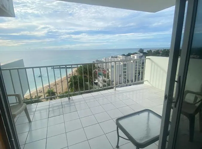 Deluxe Club & Apartment Montego Bay